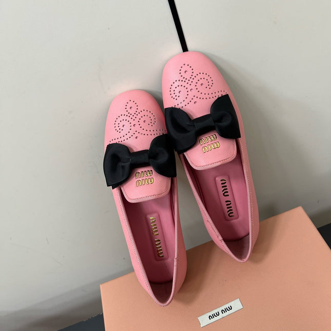 LOAFERS WITH BOW IN PINK SHEEPSKIN