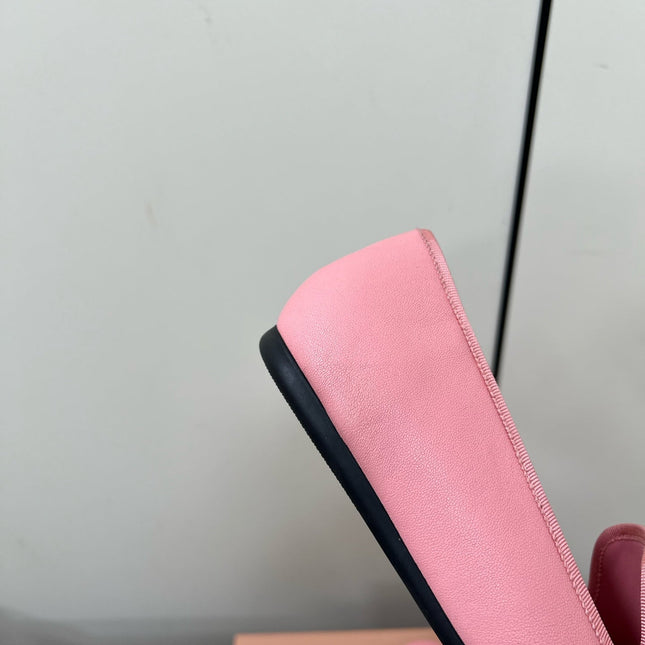 LOAFERS WITH BOW IN PINK SHEEPSKIN