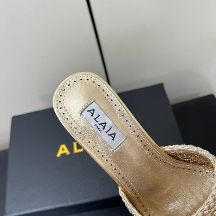ALAIA HIGH HEEL 25S 70 MM IN GOLD LAMBSKIN WITH WOVEN PATTERN