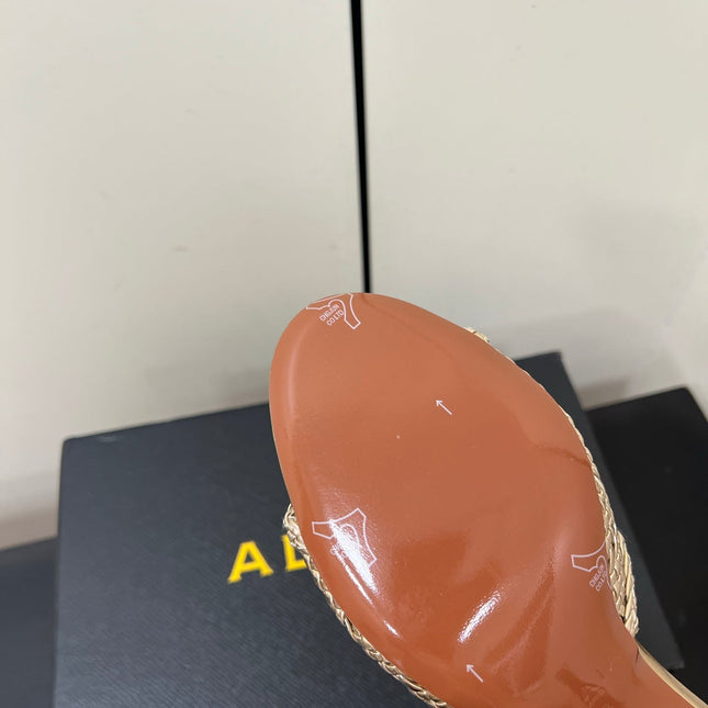 ALAIA HIGH HEEL 25S 70 MM IN GOLD LAMBSKIN WITH WOVEN PATTERN