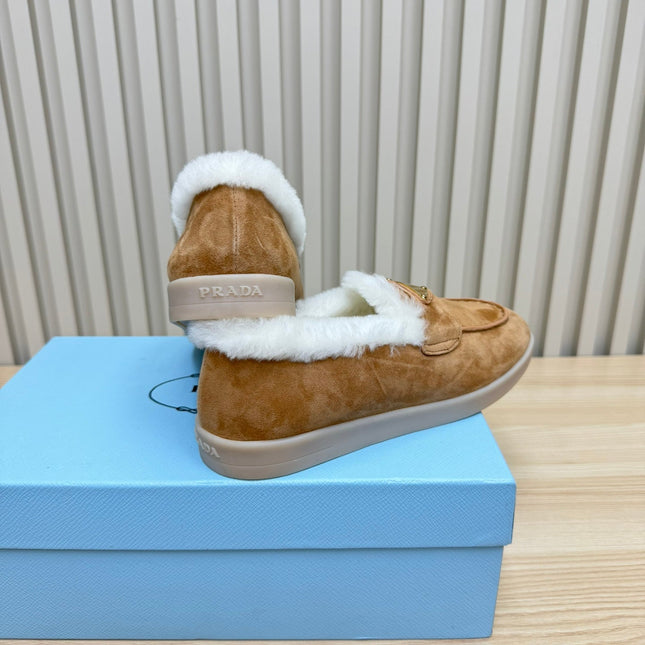 PRA SUEDE LOAFER IN TAN BROWN WITH SHEARLING LINING