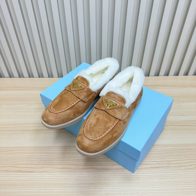 PRA SUEDE LOAFER IN TAN BROWN WITH SHEARLING LINING