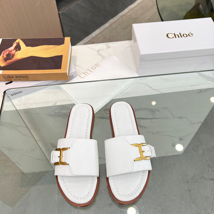 CHLOÉ HLOE MARCIE SLIDE IN WHITE CALFSKIN WITH GOLD HARDWARE