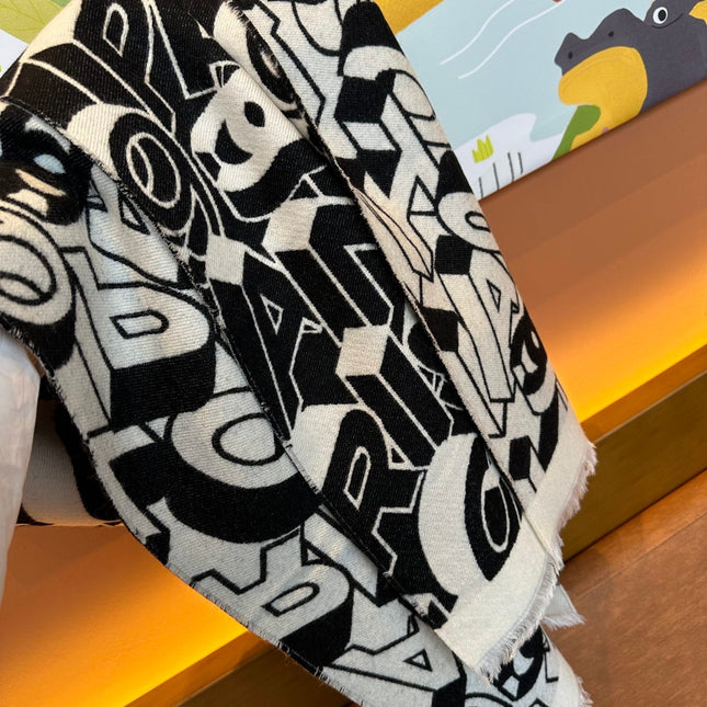 LETTER LOGO 178 CM SCARF IN BLACK MIX WHITE SHEEP WOOL AND SILK  393103