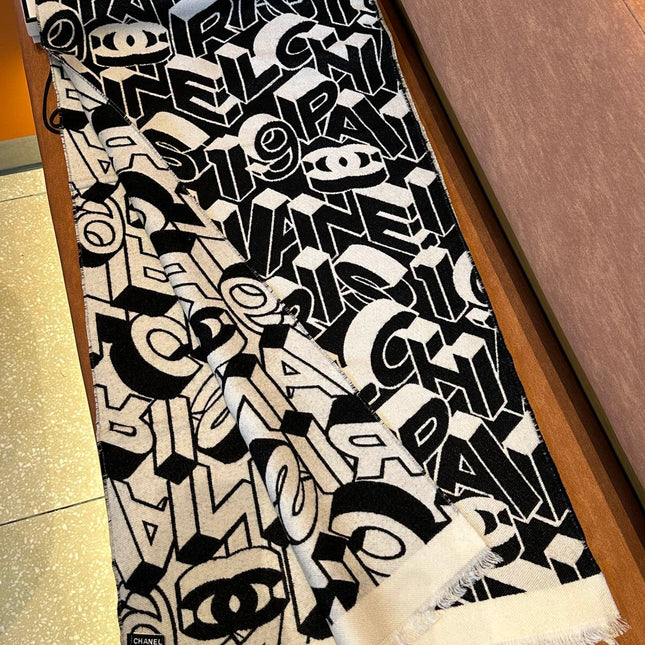 LETTER LOGO 178 CM SCARF IN BLACK MIX WHITE SHEEP WOOL AND SILK  393103