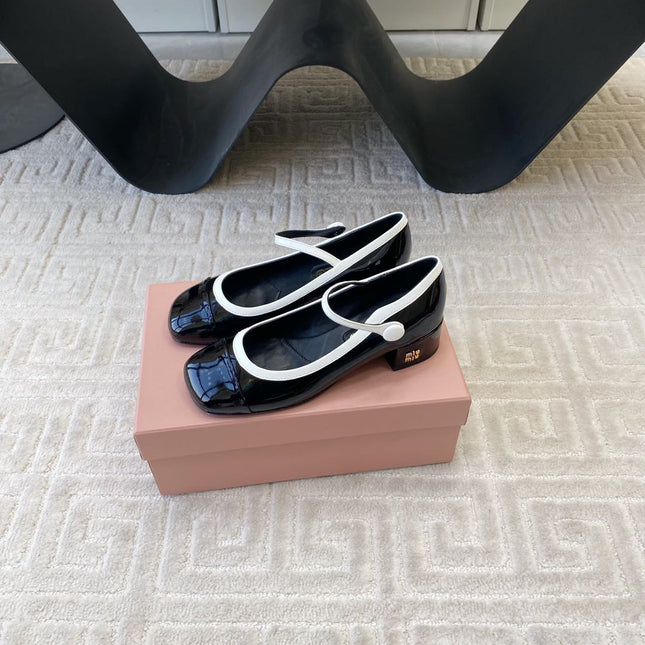 MARY JANE PUMPS IN BLACK GLOSSY SHEEPSKIN