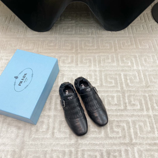 TASSEL LOAFERS IN BLACK LAMBSKIN