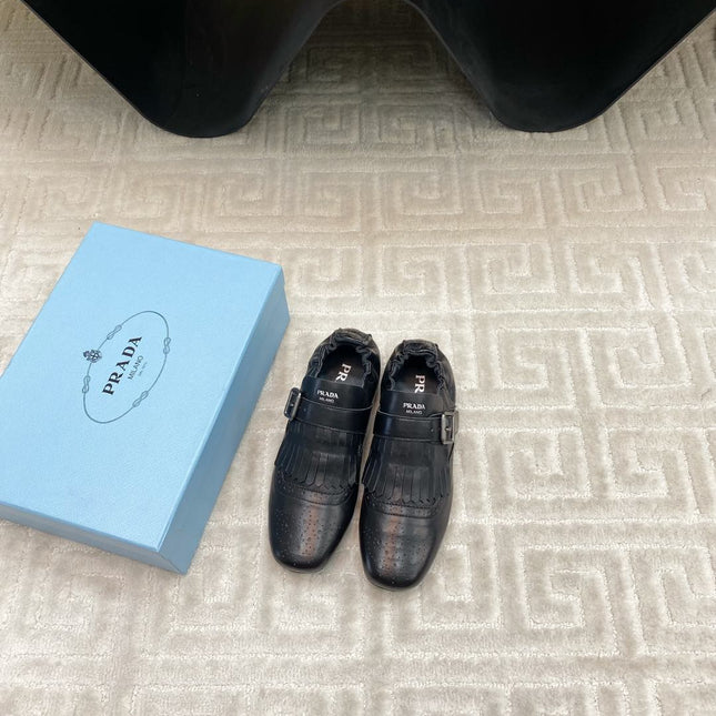 TASSEL LOAFERS IN BLACK LAMBSKIN