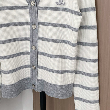 CHANEL 25S CARDIGAN STYLE 138