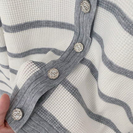 CHANEL 25S CARDIGAN STYLE 138
