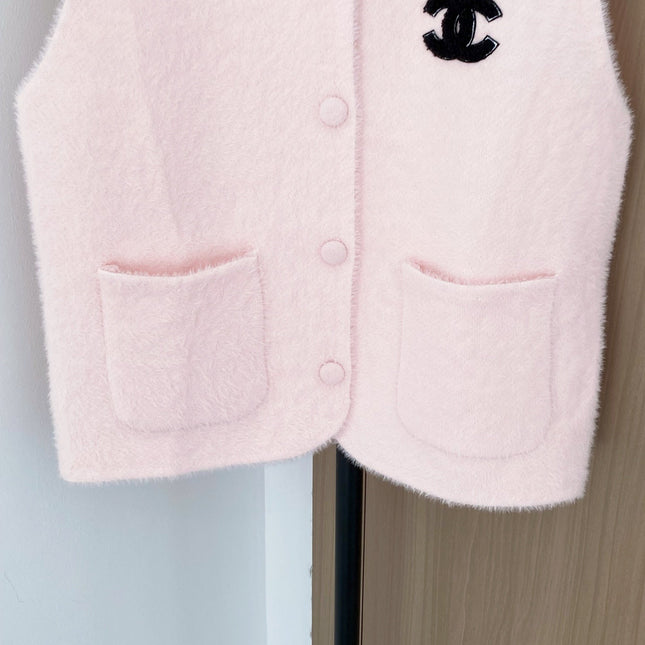CHANEL 25S SLEEVELESS VEST 368