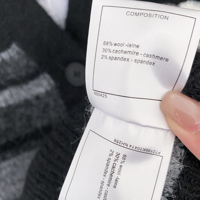 CHANEL 25S CARDIGAN JACKET 431