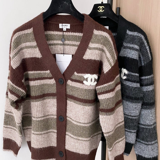 CHANEL 25S CARDIGAN JACKET 431