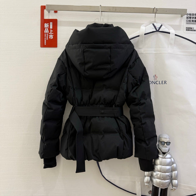 MONCLER 25S COAT IN BLACK 036