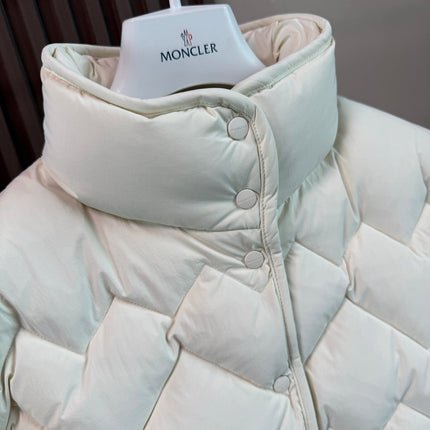 MONCLER JACKET STYLE 142