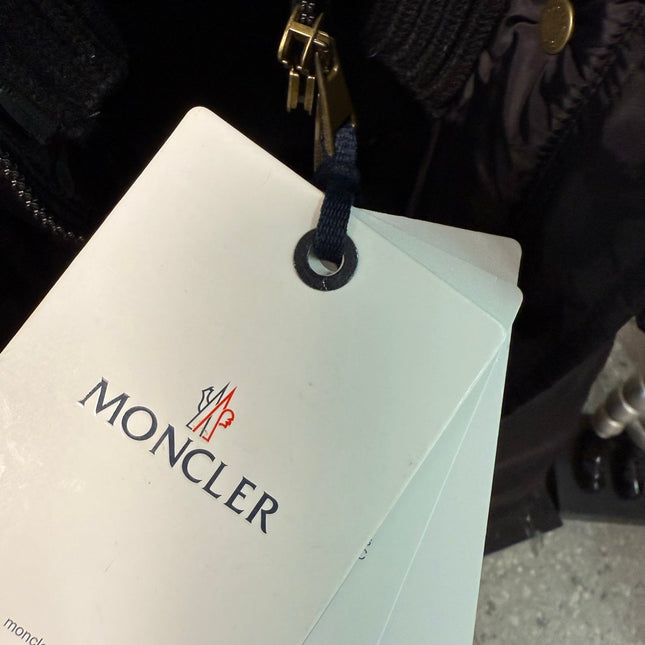 MONCLER COAT STYLE 141