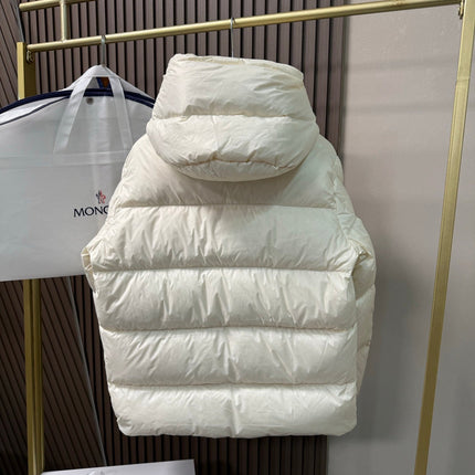 MONCLER JACKET STYLE 137