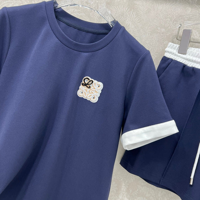 LOEWE SHORT-SLEEVE T-SHIRT AND SHORTS SET 275218