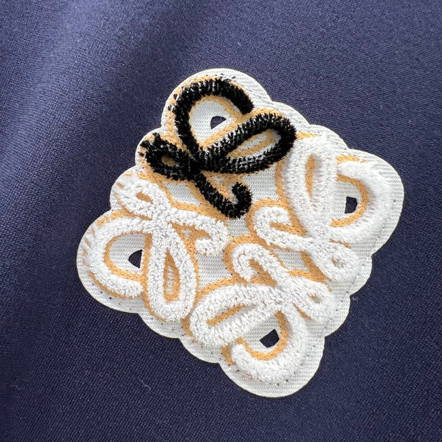 LOEWE SHORT-SLEEVE T-SHIRT AND SHORTS SET 275218