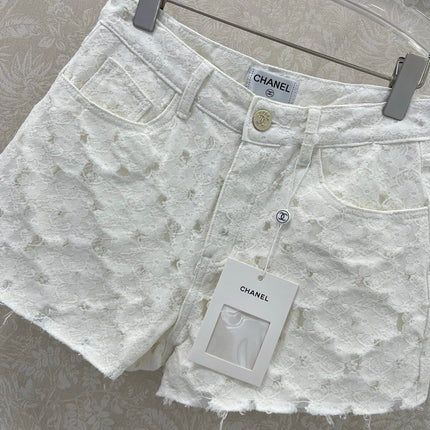 CHANEL LACE-TRIMMED DENIM SHORTS 275066