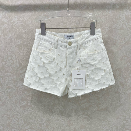 CHANEL LACE-TRIMMED DENIM SHORTS 275066