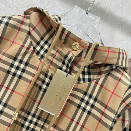 BURBERRY PLAID JACKET 275082