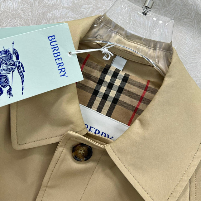 BURBERRY WINDBREAKER JACKET 275088