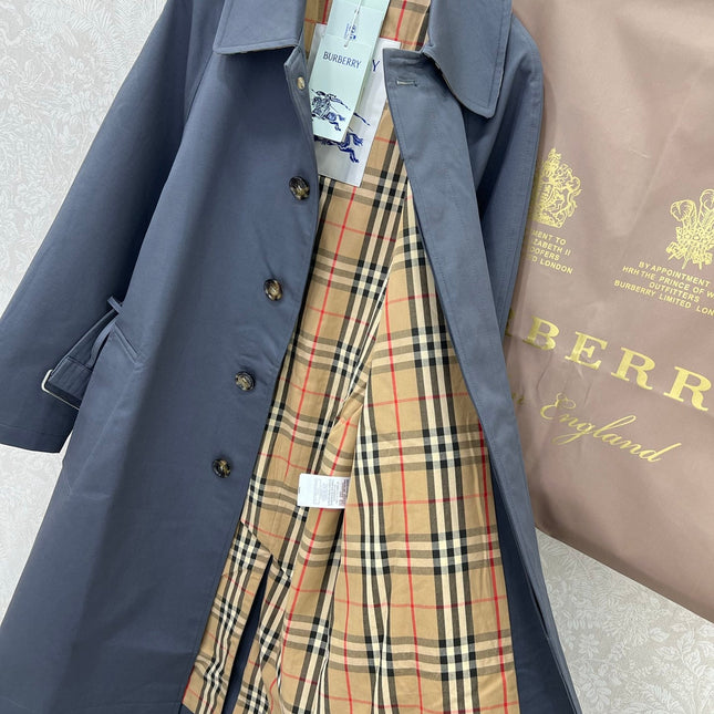 BURBERRY WINDBREAKER JACKET 275090