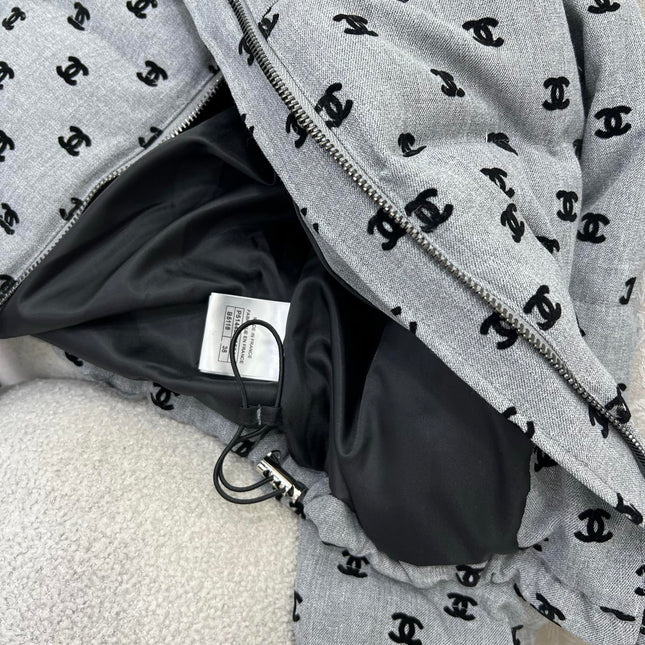CHANEL 25S DOWN JACKET 310