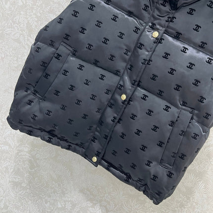 CHANEL 25S PUFFER VEST 312