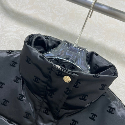 CHANEL 25S PUFFER VEST 312
