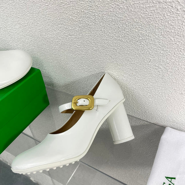 ATOMIC MARY-JANE PUMP 9 CM IN WHITE CALFSKIN