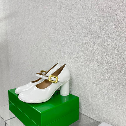 ATOMIC MARY-JANE PUMP 9 CM IN WHITE CALFSKIN