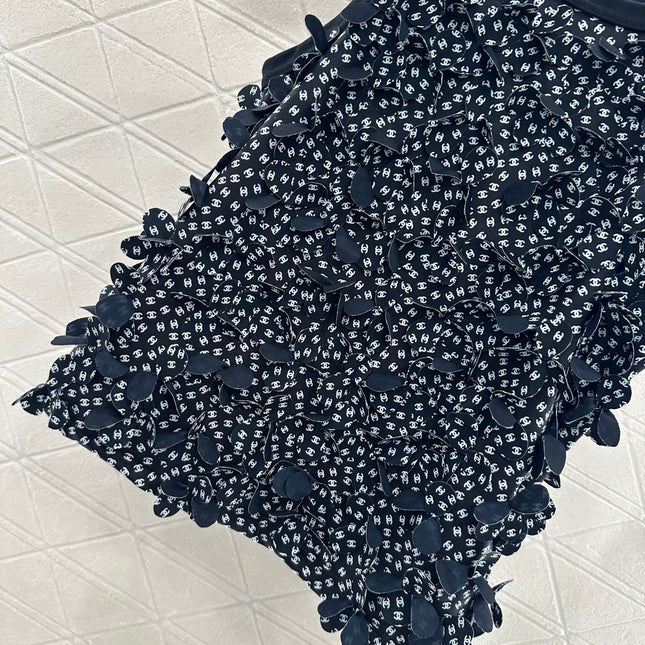 CHANEL 25S OFF-SHOULDER TANK TOP 265584