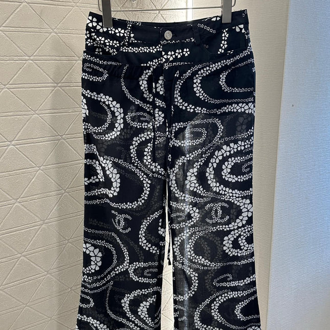 CHANEL BLACK PRINTED DENIM PANTS