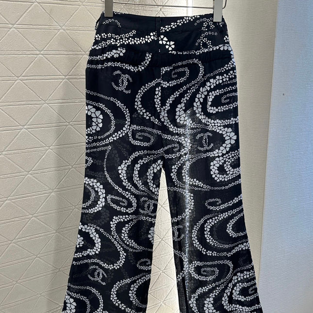 CHANEL BLACK PRINTED DENIM PANTS