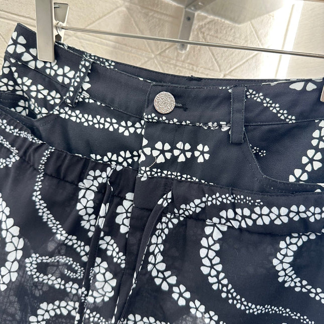 CHANEL BLACK PRINTED DENIM PANTS