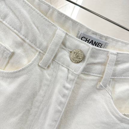 CHANEL WHITE DENIM SHORTS