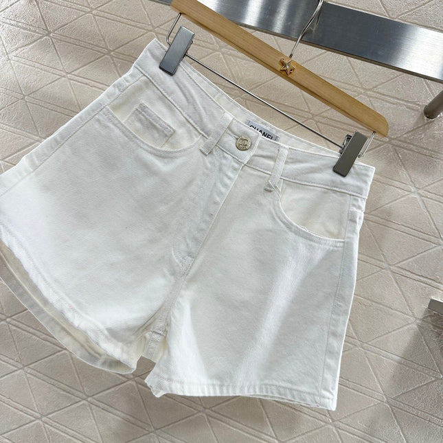 CHANEL WHITE DENIM SHORTS