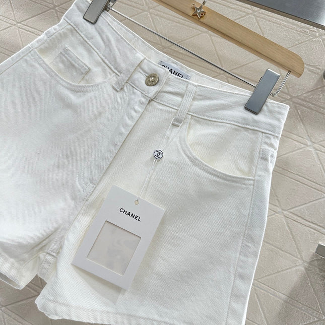 CHANEL WHITE DENIM SHORTS
