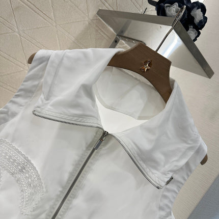 CHANEL SLEEVELESS TOP 272320