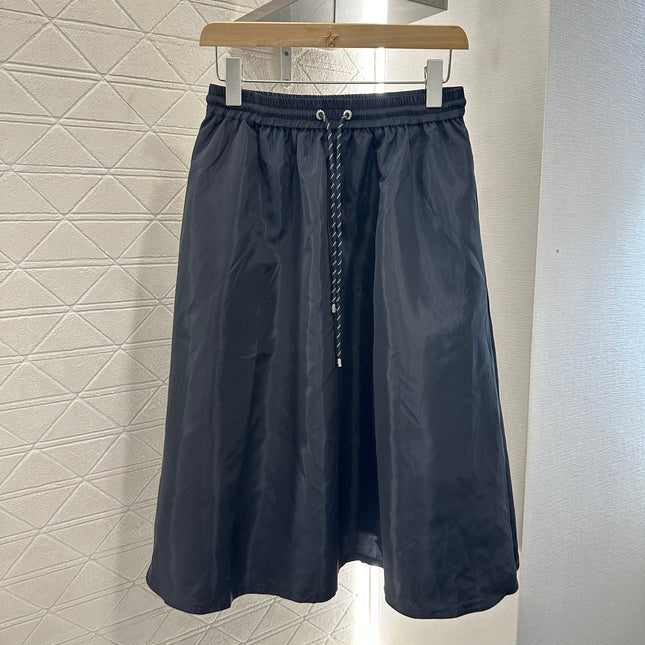 CHANEL SLEEVELESS TOP 272317