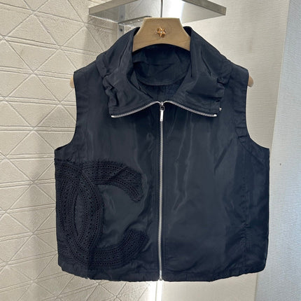 CHANEL SLEEVELESS TOP 272317