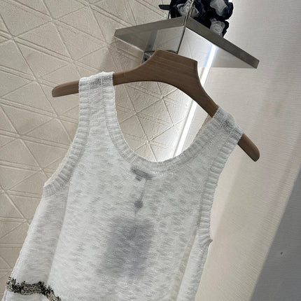 CHANEL SLEEVELESS TOP 272292