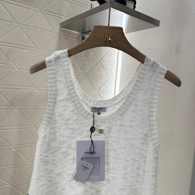 CHANEL SLEEVELESS TOP 272292