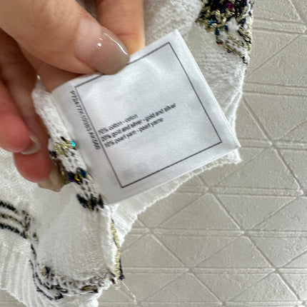 CHANEL SLEEVELESS TOP 272292