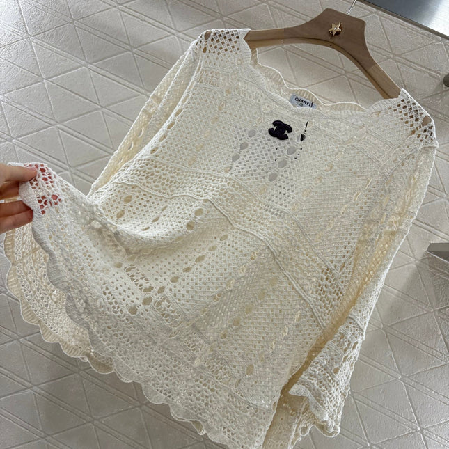 CHANEL PULLOVER KNIT TOP WITH CUTWORK EMBROIDERY 276502