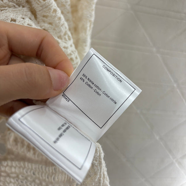 CHANEL PULLOVER KNIT TOP WITH CUTWORK EMBROIDERY 276502