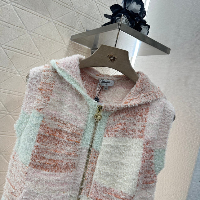 CHANEL SLEEVELESS KNIT HOODIE 276508