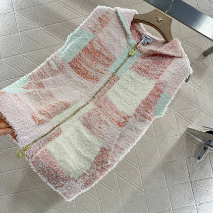 CHANEL SLEEVELESS KNIT HOODIE 276508